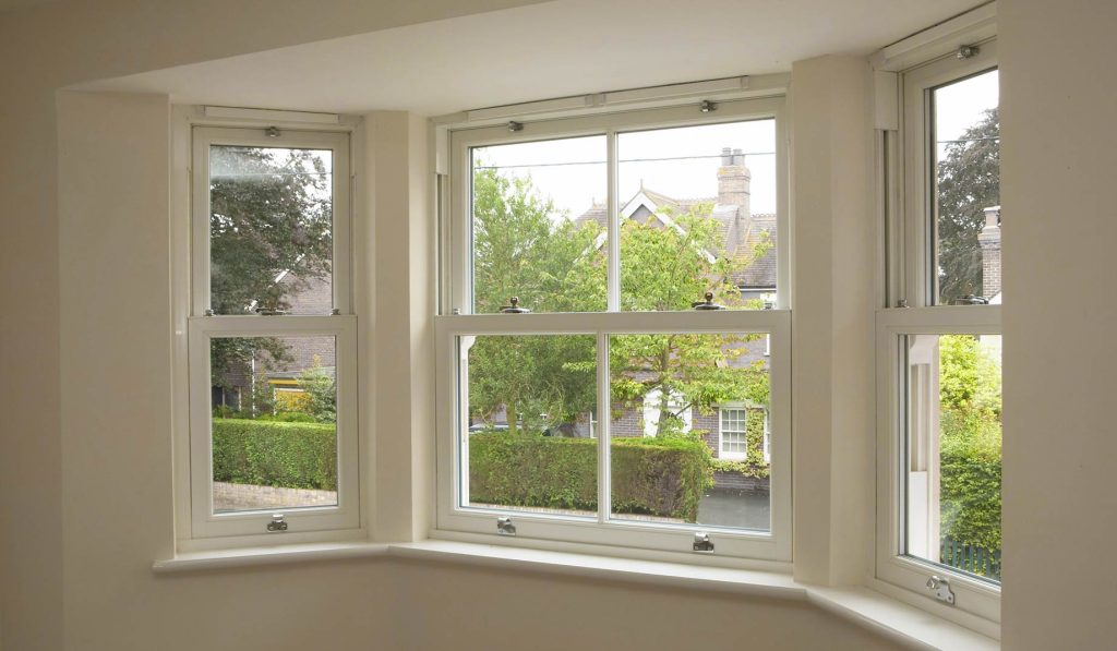 vertical-sliding-sash-window-rehau-1