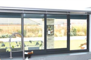aluminium-horizontal-sliding-windows-shaws-1